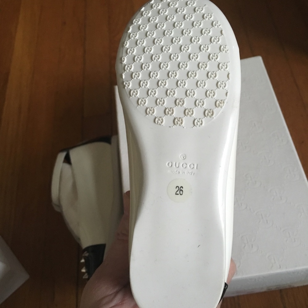 **FIRM** 100% Authentic Gucci Mary Janes sz 10 - Picture 4 of 5